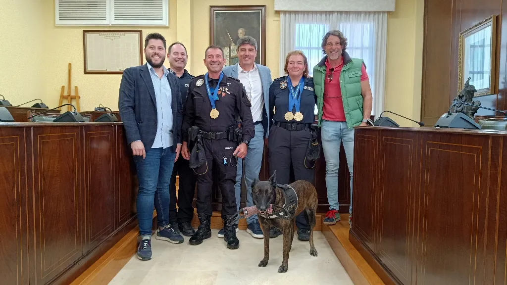 la vila inga perrita policia campeona europa